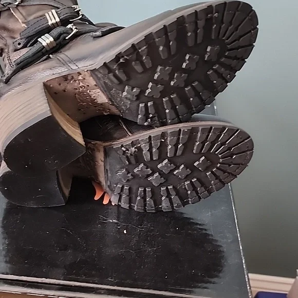 Freebird Cora - Picture 6 of 9